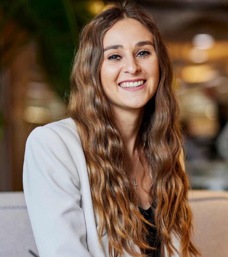 Claudia Cholakian